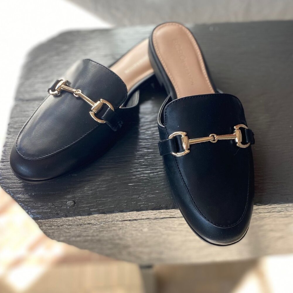 BCBGeneration Zorie Mule size 5 Black NWOT